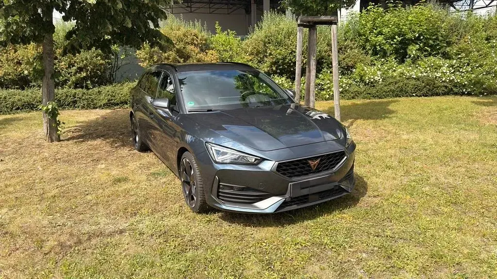 Gebraucht Cupra Leon 190 PS (139 kW) 2023 Grau Limousine
