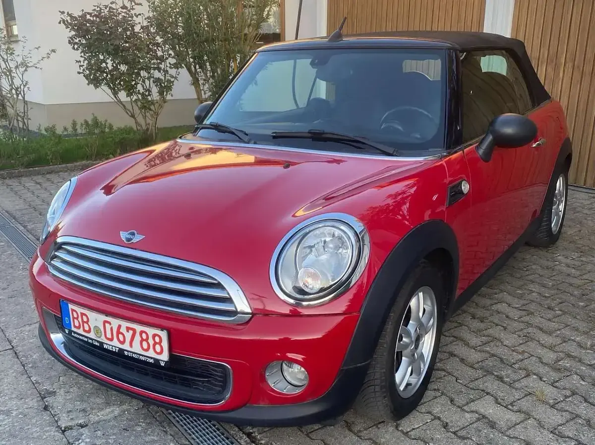 Gebraucht Mini One Cabriolet 98 PS (72 kW) 2013 Rot Cabrio