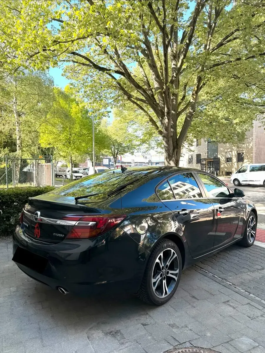 Gebraucht Opel Insignia 194 PS (142 kW) 2014 Schwarz Limousine