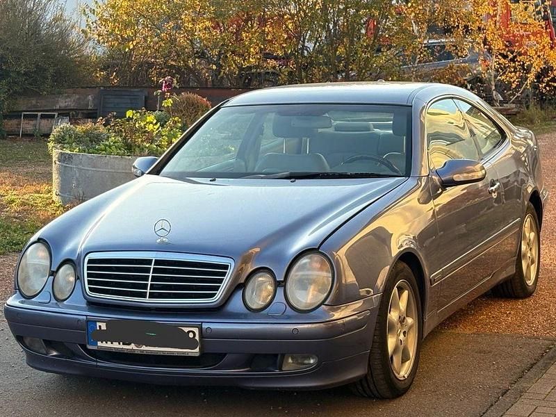 Gebraucht Mercedes CLK230 Elegance 197 PS (144 kW) 2000 Violet Coupé