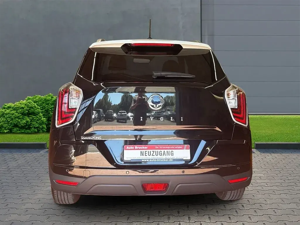 Gebraucht SsangYong Tivoli Crystal 128 PS (94 kW) 2021 Schwarz SUV