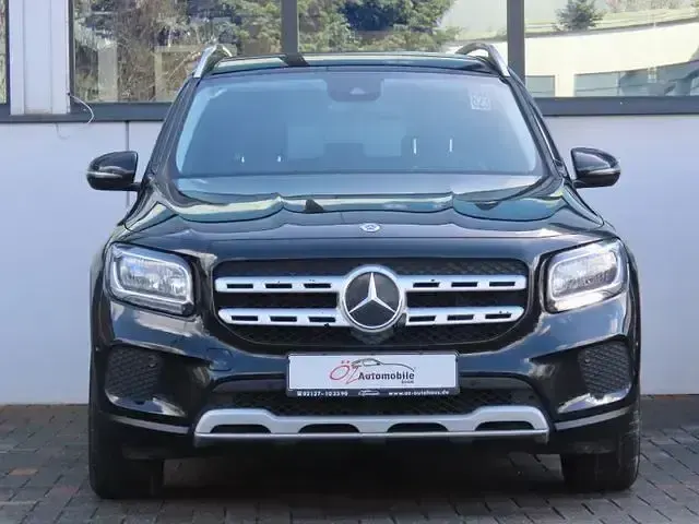 Gebraucht Mercedes GLB180 116 PS (85 kW) 2021 Schwarz SUV
