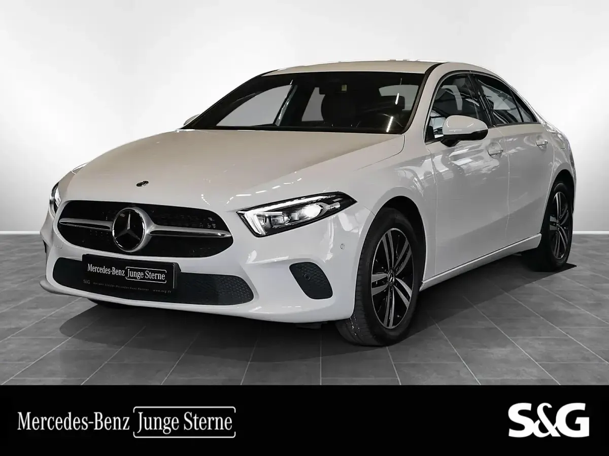 Gebraucht Mercedes A250 Progressive 160 PS (117 kW) 2022 Limousine