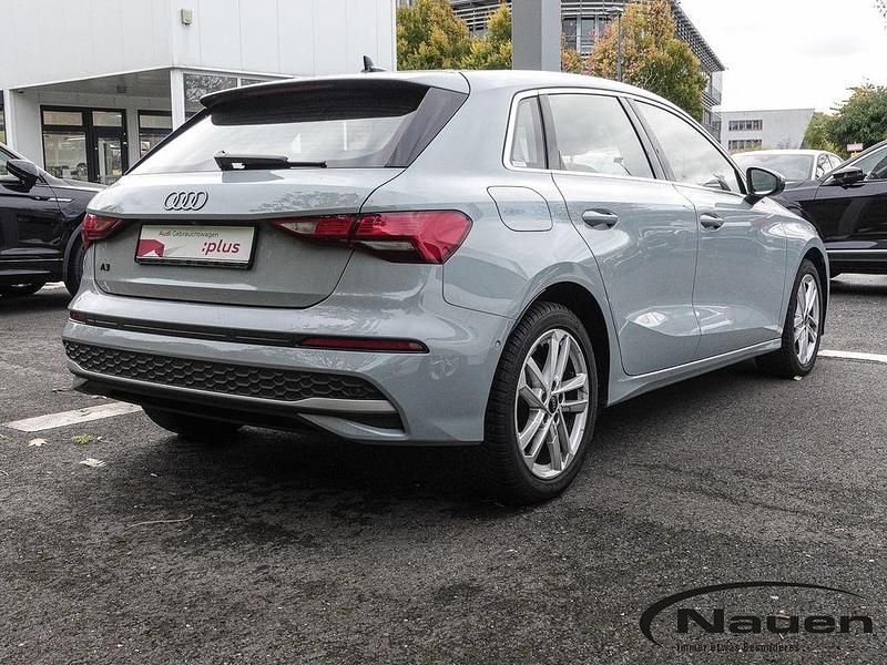 Gebraucht Audi A3 Ambiente 150 PS (110 kW) 2025 Pfeilgrau perleffekt Limousine