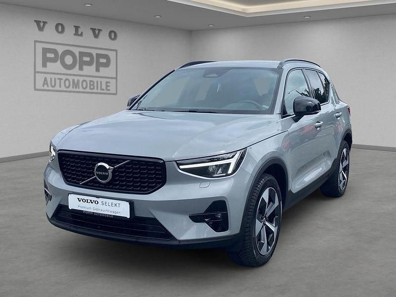 Vapour grey Gebraucht 2024 Volvo XC40 Plus SUV | 34.540 € (Guter Preis) - Bild 1/4