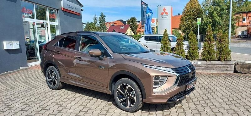 Gebraucht Mitsubishi Eclipse Cross Plus 98 PS (72 kW) 2024 Braun SUV