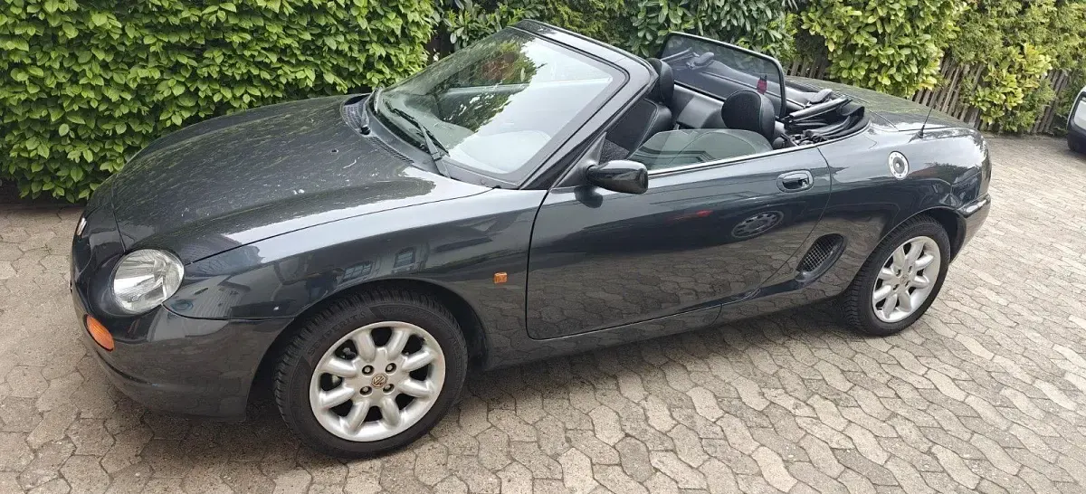 Używany MG F 120 KM (88 kW) 1997 Szary Kabriolet