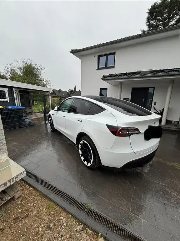 Gebraucht Tesla Model Y 274 kW (373 PS) 2022 Weiß SUV