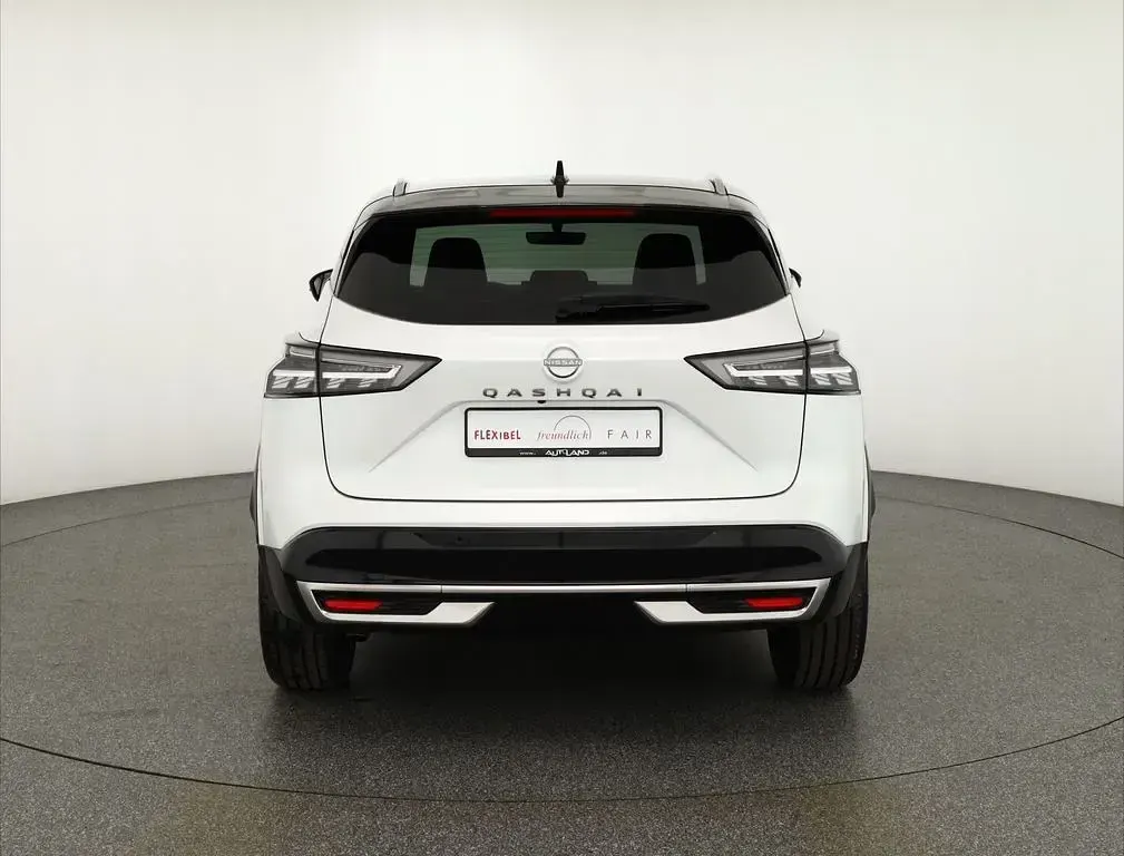 Neu Nissan Qashqai 360º 158 PS (116 kW) 2025 Weiß SUV