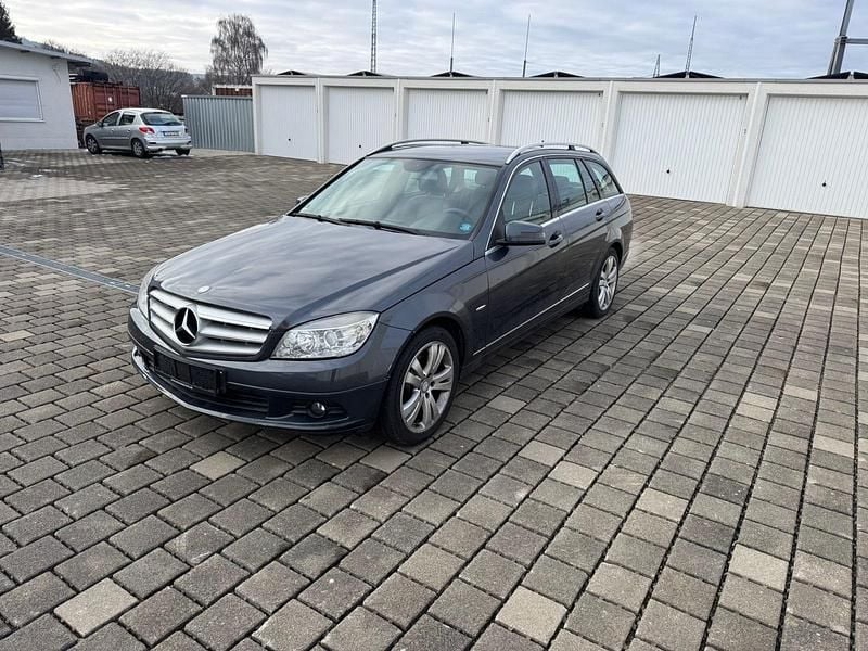 Gebraucht Mercedes C220 170 PS (125 kW) 2008 Grau Kombi
