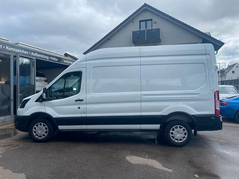 Weiß Gebraucht 2024 Ford Transit Trend Limousine | 24.600 € (Superpreis) - Bild 1/4