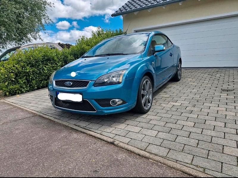 Blau Gebraucht 2007 Ford Focus Cabriolet Cabrio | 4.500 € (Fairer Preis) - Bild 1/4