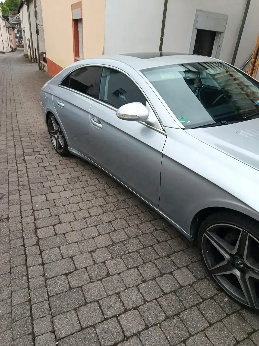 Gebraucht Mercedes CLS350 272 PS (200 kW) 2005 Silber Coupé