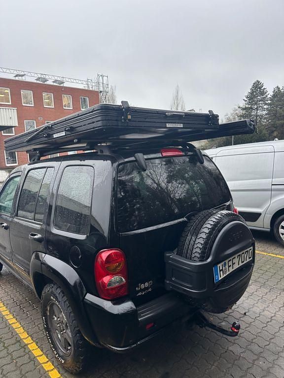 Gebraucht Jeep Cherokee Limited 204 PS (150 kW) 2003 Schwarz SUV