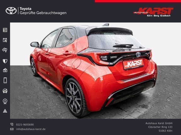 Gebraucht Toyota Yaris Hybrid Style 116 PS (85 kW) 2022 Karminarot metallic, dach schwarz Kleinwagen