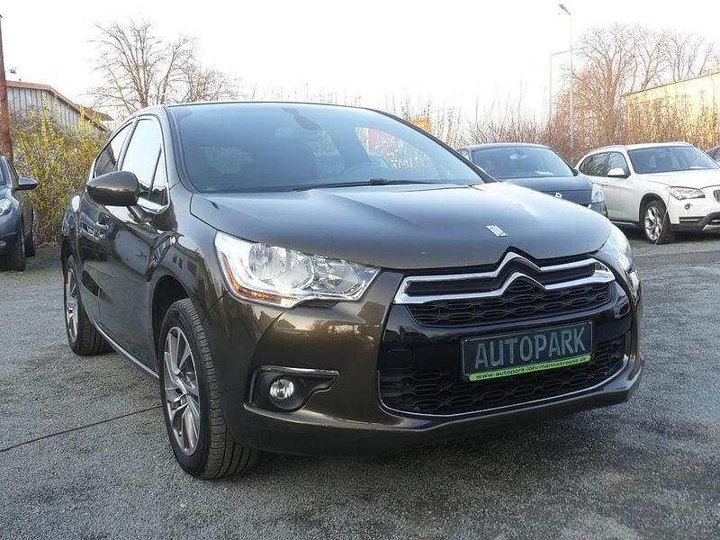 Gebraucht Citroën DS4 So Chic 120 PS (88 kW) 2012 Braun Kleinwagen