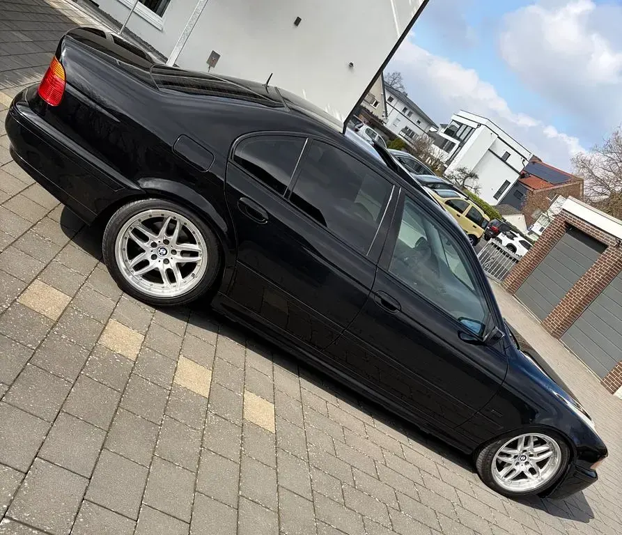 Gebraucht BMW 530 Performance 231 PS (169 kW) 2002 Schwarz Limousine