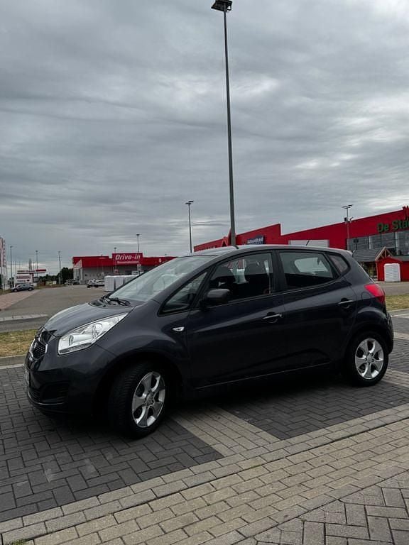 Gebraucht Kia Venga Edition 7 90 PS (66 kW) 2011 Grau Kleinwagen