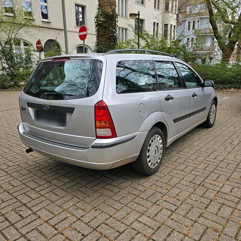 Gebraucht Ford Focus 90 PS (66 kW) 2004 Kombi