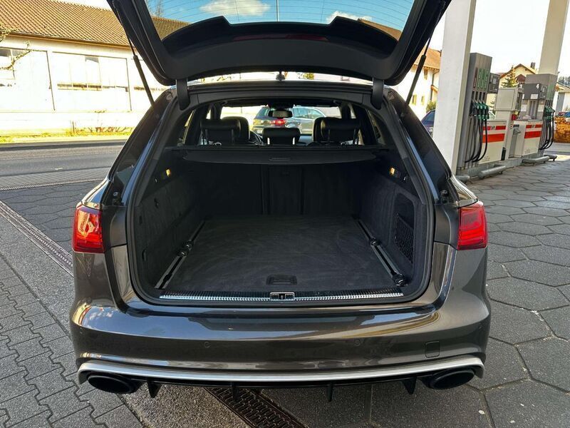 Gebraucht Audi RS6 Performance 605 PS (444 kW) 2016 Braun Limousine