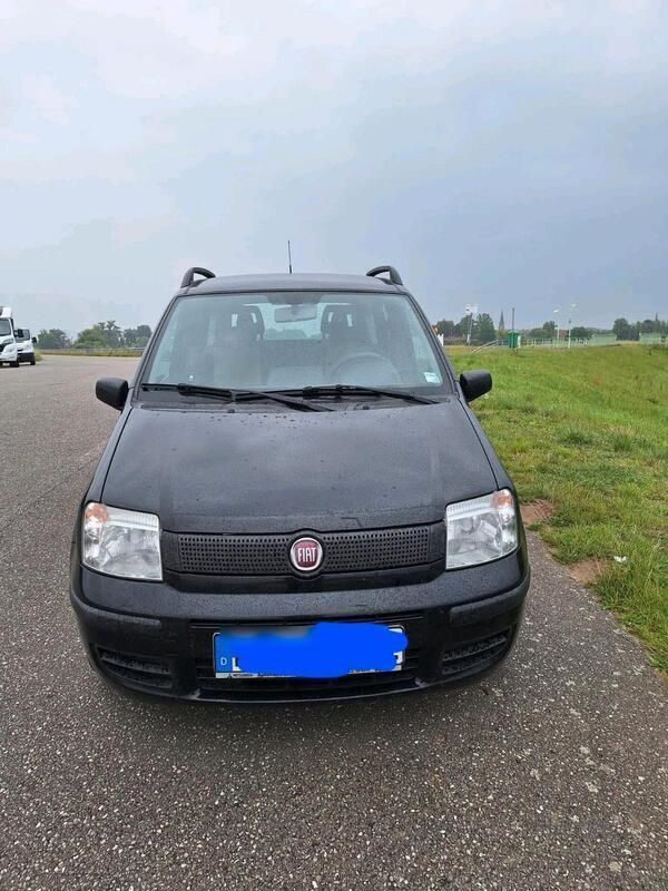 Schwarz Gebraucht 2009 Fiat Panda Kleinwagen | 800 € (Superpreis) - Bild 1/4