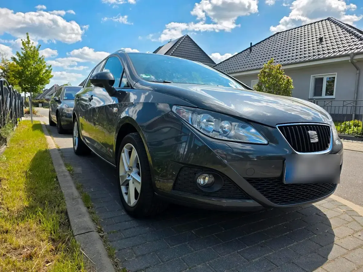 Gebraucht Seat Ibiza ST Copa 83 PS (61 kW) 2011 Grau Kombi
