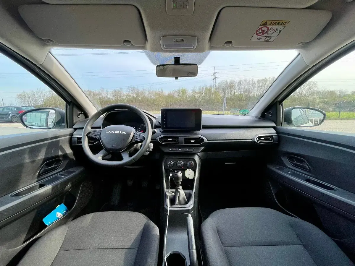 Gebraucht Dacia Sandero 67 PS (49 kW) 2024 Weiß Kleinwagen