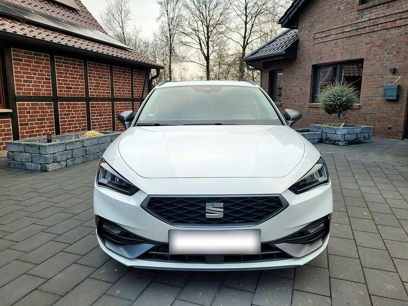 Gebraucht Seat Leon FR 204 PS (150 kW) 2021 Weiß Kombi