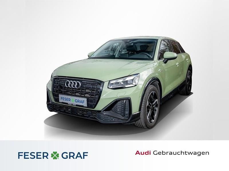 Gebraucht Audi Q2 Ambiente 150 PS (110 kW) 2021 Apfelgrün metallic SUV