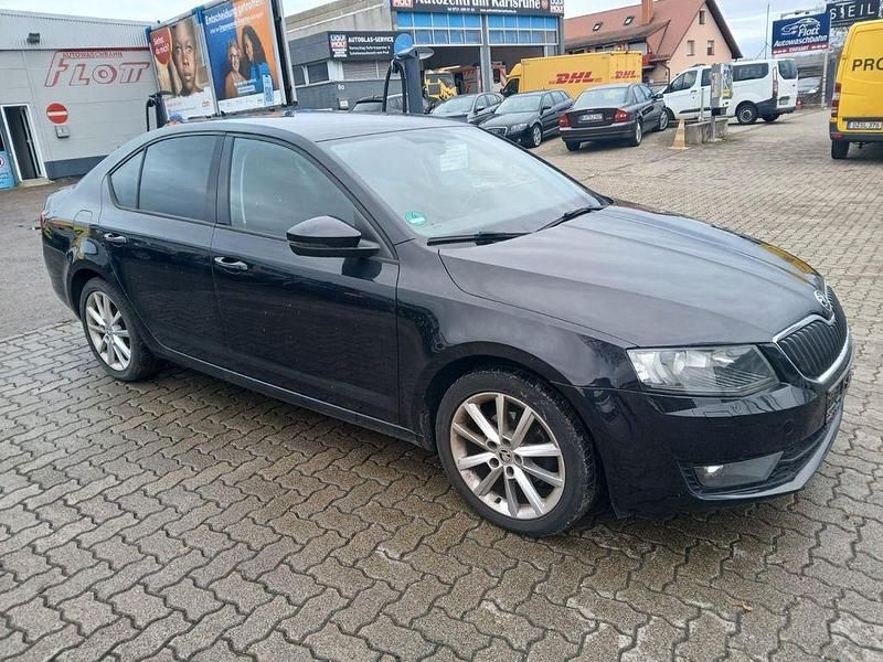 Gebraucht Skoda Octavia Ambition 110 PS (80 kW) 2016 Kleinwagen