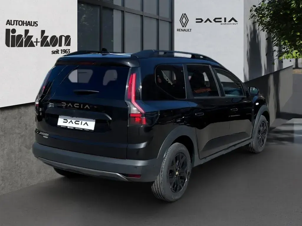 Neu Dacia Jogger Extreme 155 PS (114 kW) 2025 Schwarz Van / Kleinbus