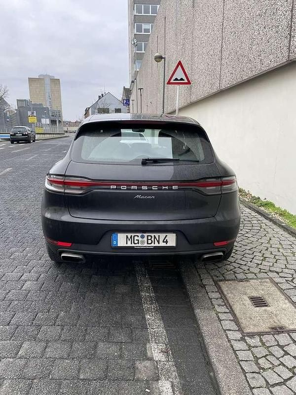 Gebraucht Porsche Macan 245 PS (180 kW) 2019 SUV