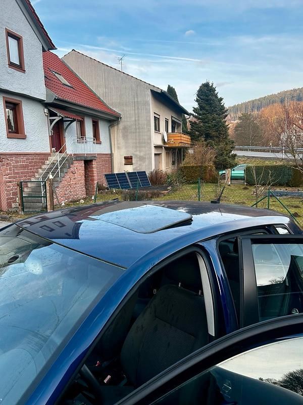 Gebraucht VW Polo Cricket 75 PS (55 kW) 2003 Blau Kleinwagen