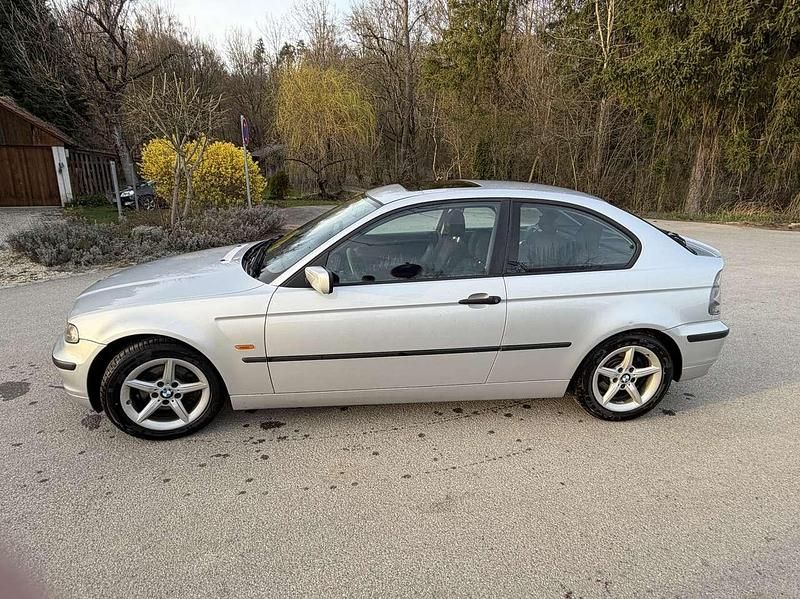 Gebraucht BMW 316 Sport Line 116 PS (85 kW) 2002 Silber Coupé