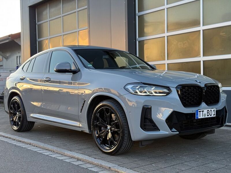 Brooklyn grau metallic Gebraucht 2022 BMW X4 M Sport SUV | 52.900 € (Teuer) - Bild 1/4