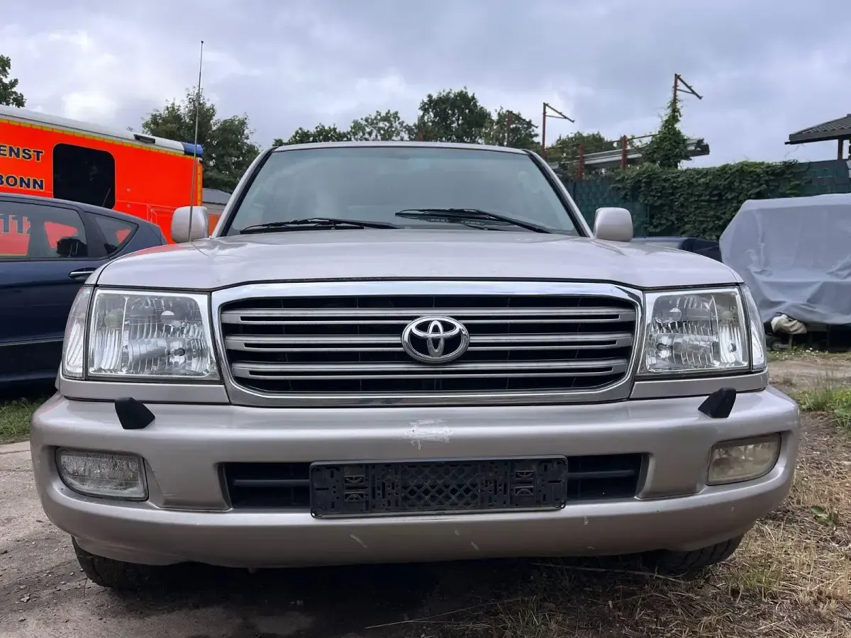 Gebraucht Toyota Land Cruiser Executive 204 PS (150 kW) 2004 Silber SUV