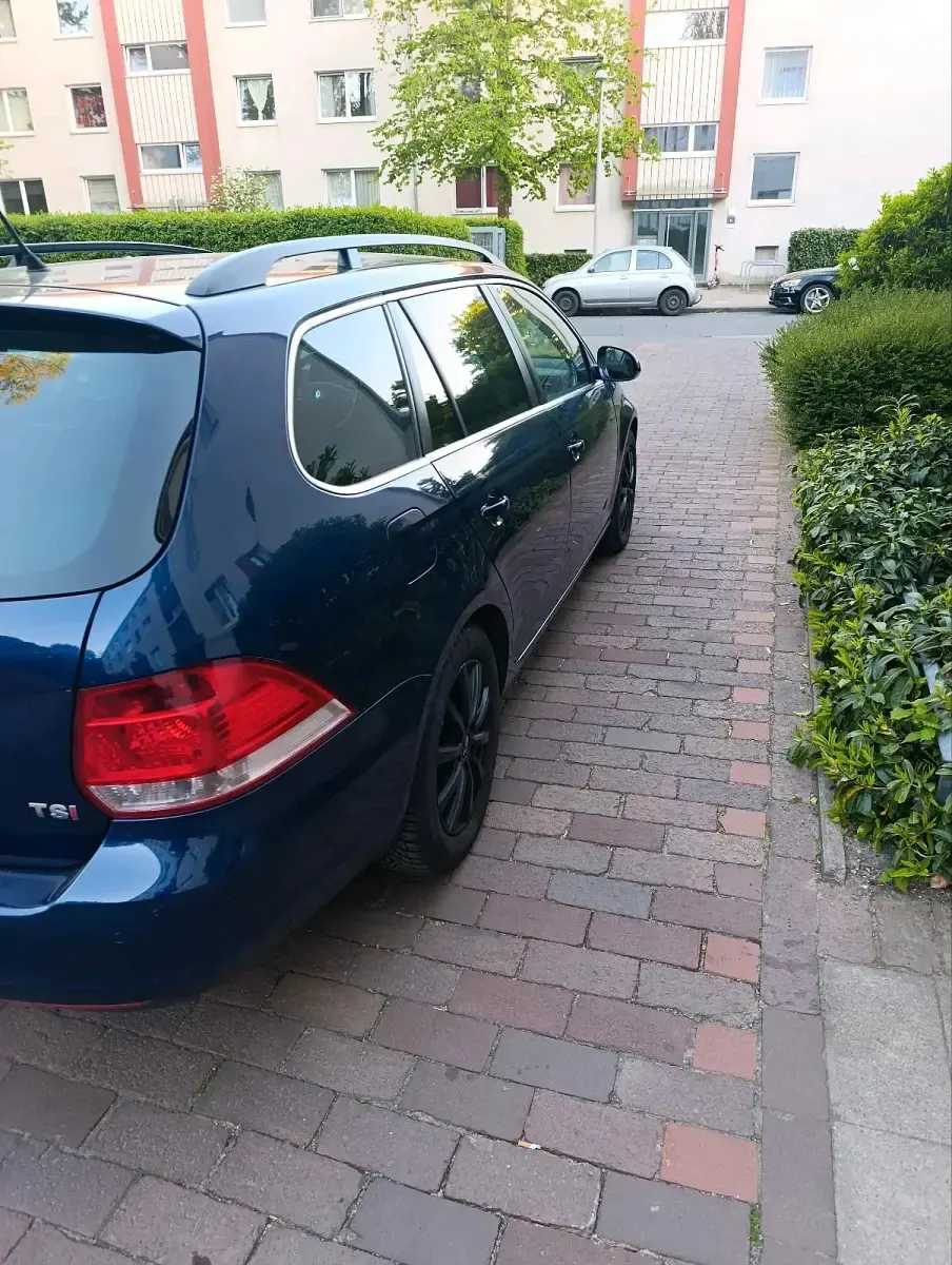 Gebraucht VW Golf V 122 PS (89 kW) 2009 Blau Kombi