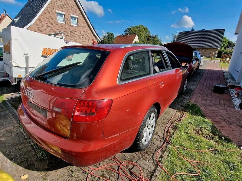 Gebraucht Audi A6 224 PS (164 kW) 2005 Rot Kombi