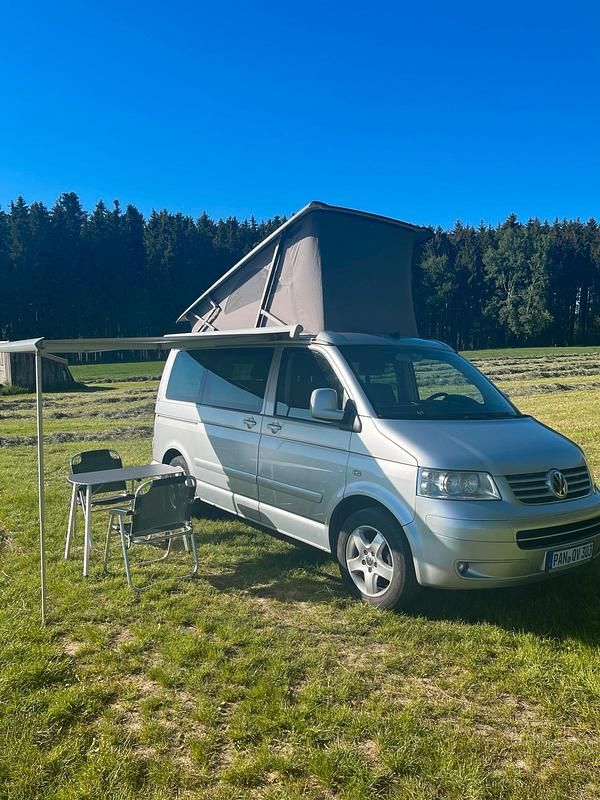 Silber Gebraucht 2005 VW T5 California Van | 20.900 € - Bild 1/4