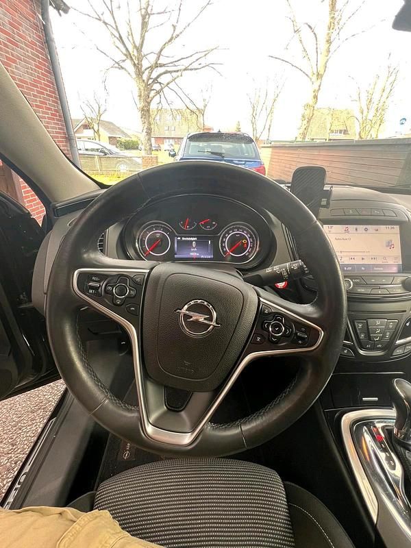 Gebraucht Opel Insignia 170 PS (125 kW) 2016 Schwarz Kombi
