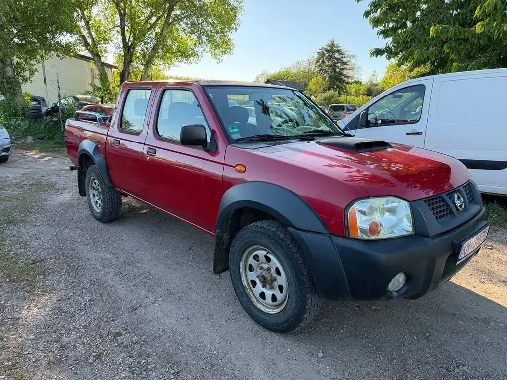 Gebraucht Nissan Navara 133 PS (97 kW) 2008 Rot Pickup