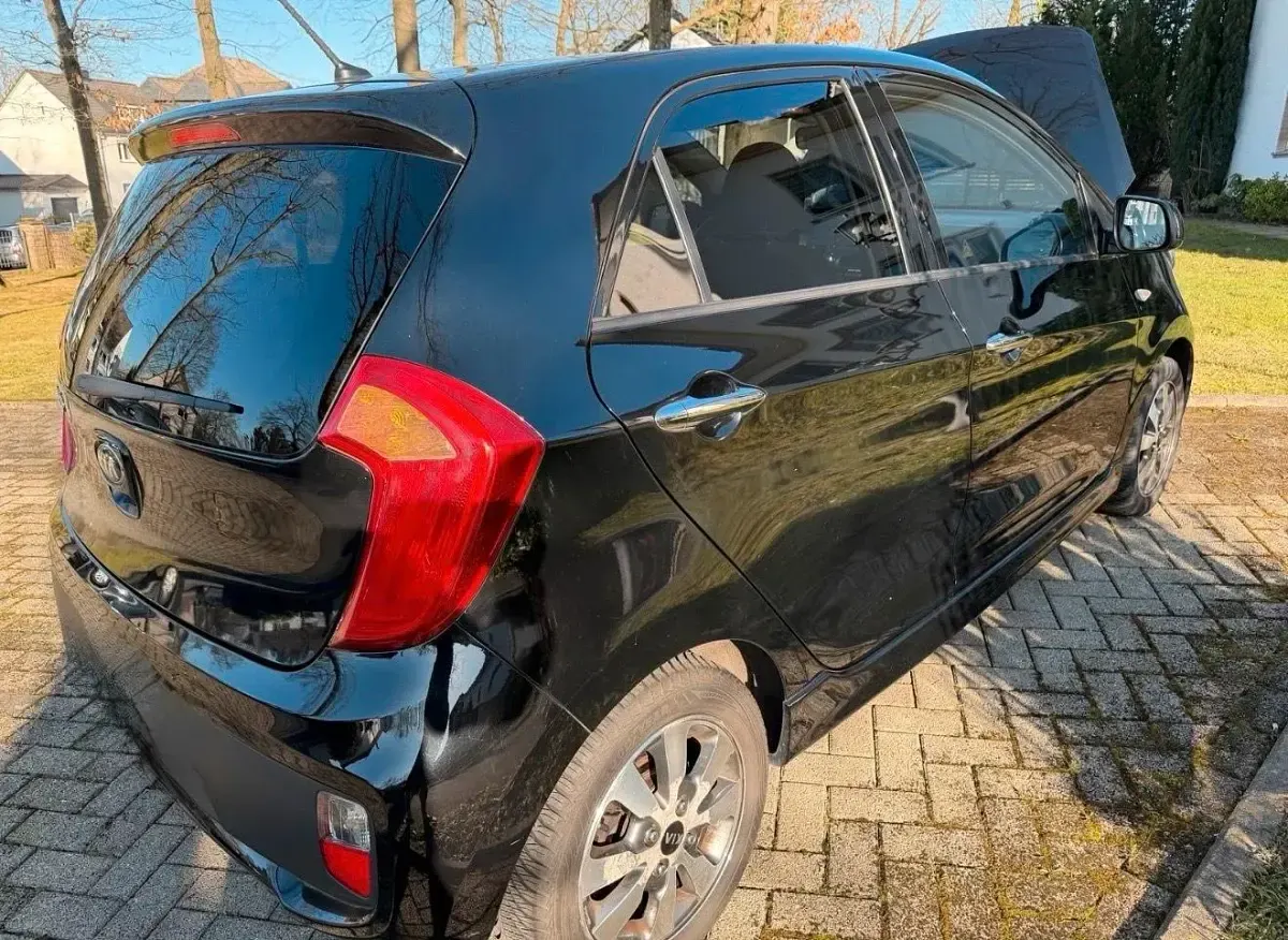 Gebraucht Kia Picanto 86 PS (63 kW) 2015 Schwarz Kleinwagen