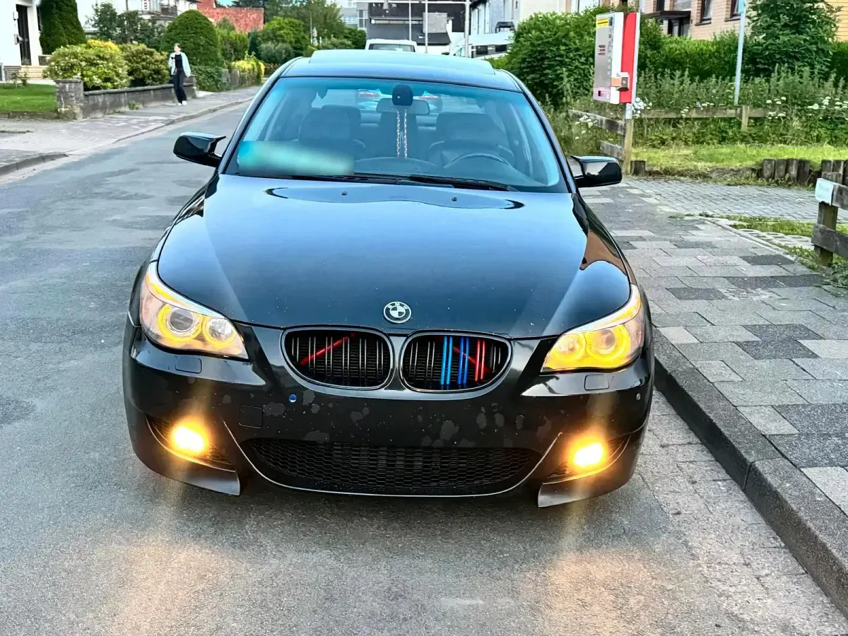 Gebraucht BMW 535 M Sport 272 PS (200 kW) 2004 Schwarz Limousine