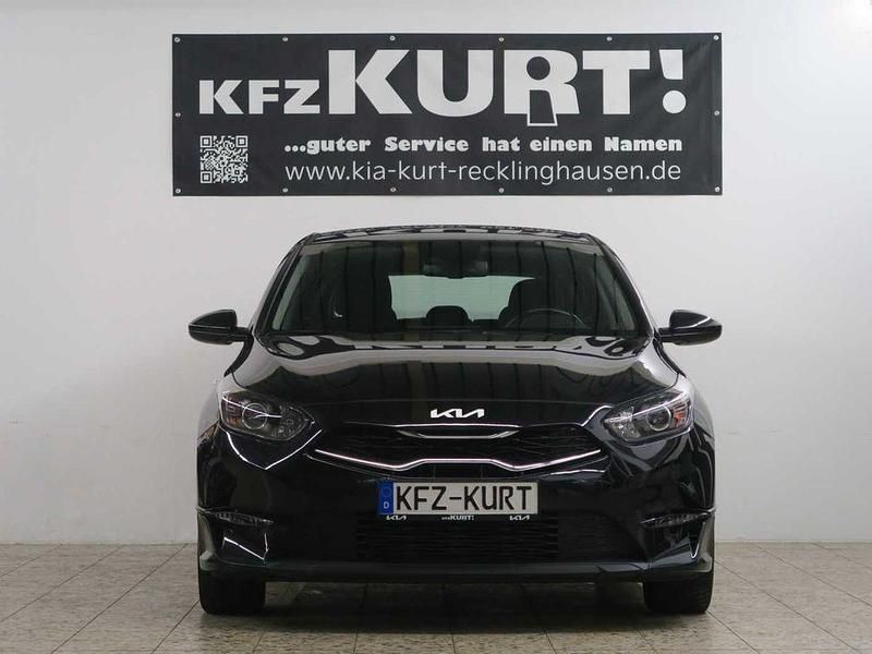 Gebraucht Kia Ceed 160 PS (117 kW) 2022 Schwarz Kleinwagen