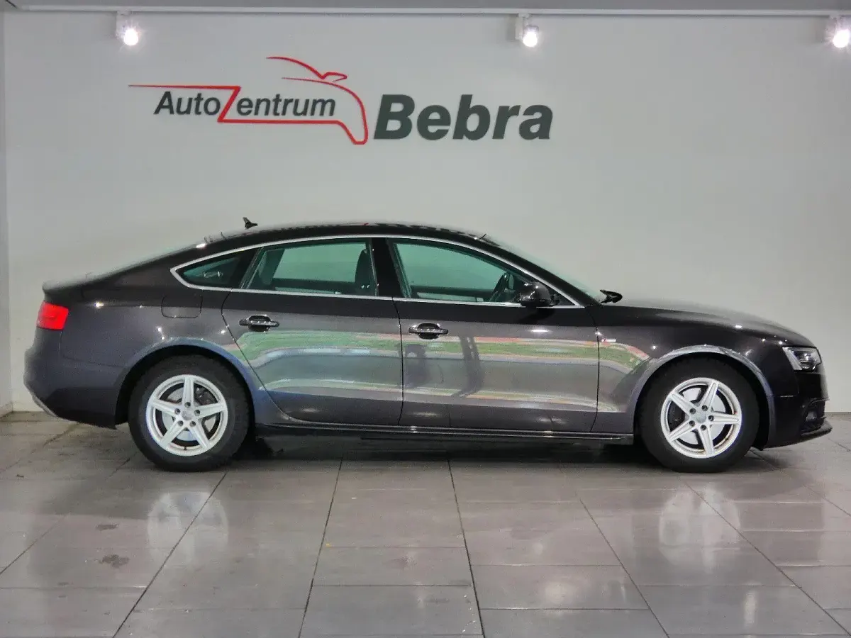 Gebraucht Audi A5 Sportback S-Line 190 PS (139 kW) 2015 Grau Kleinwagen