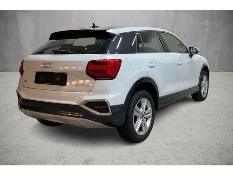 Gebraucht Audi Q2 150 PS (110 kW) 2023 Gletscherweiß (metallic) SUV