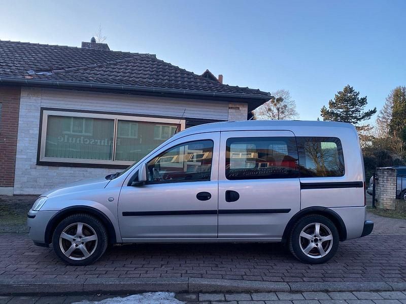Gebraucht Opel Combo 94 PS (69 kW) 2008 Grau Van / Kleinbus