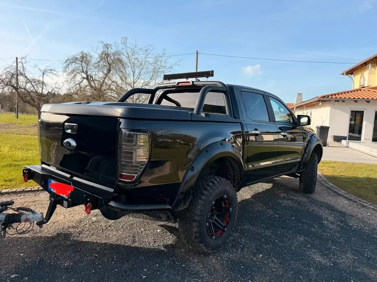 Gebraucht Ford Ranger 213 PS (156 kW) 2019 Schwarz Pickup