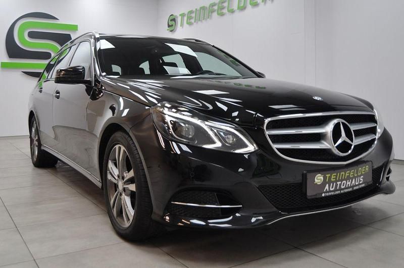 Schwarz Gebraucht 2015 Mercedes E350 Limousine | 18.690 € (Fairer Preis) - Bild 1/4