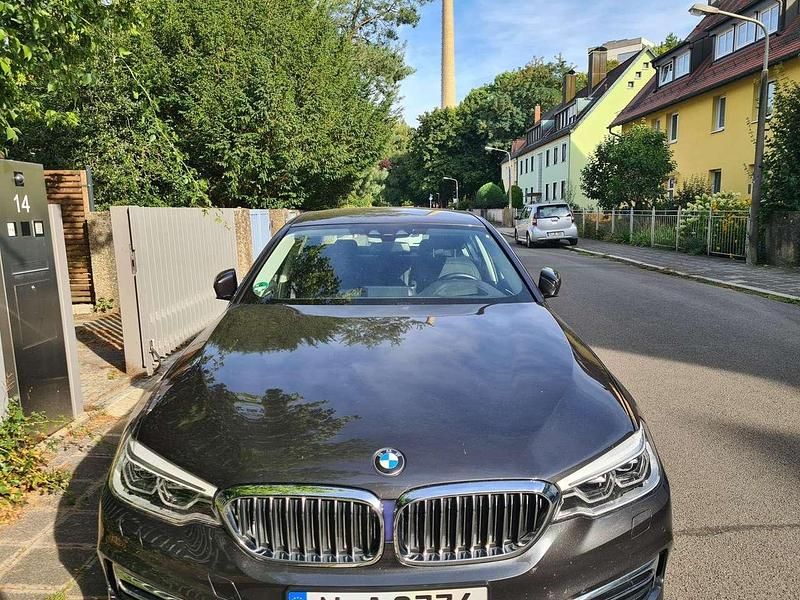 Schwarz Gebraucht 2019 BMW 540 Luxury Line Limousine | 36.000 € (Etwas zu teuer) - Bild 1/4